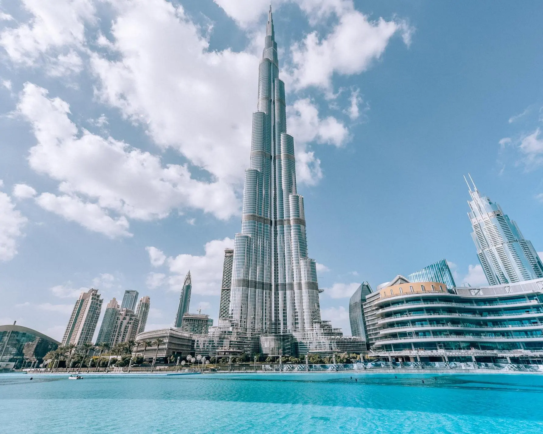 BURJ KHALIFA 124TH AND 125TH